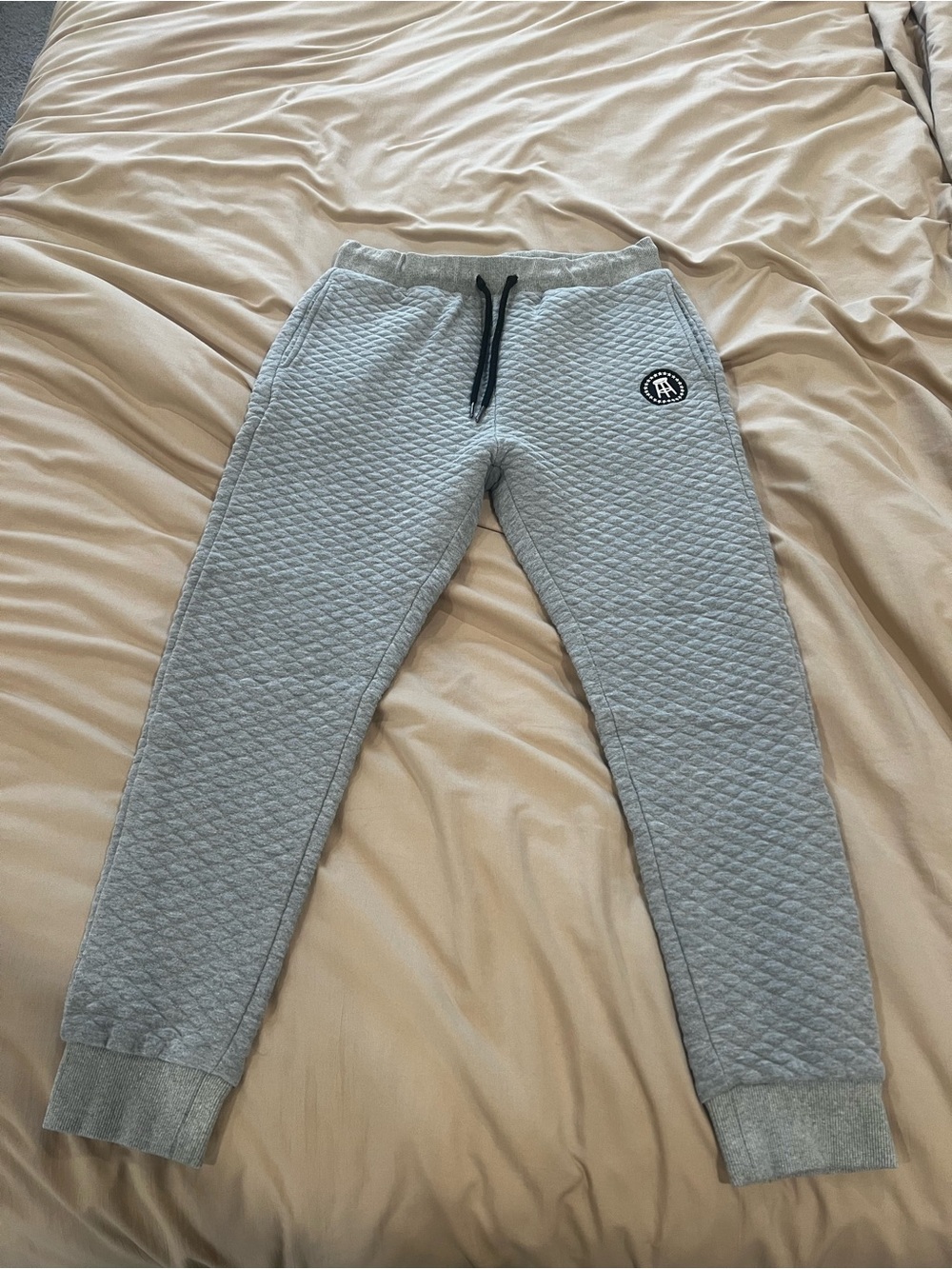 Men’s Large Quilted Gray Jogger